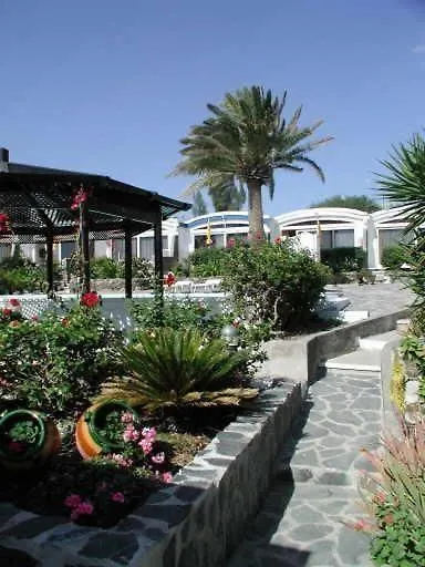 Apartment Bungalow Auf Einem Felsen Direkt Am Meer Playa Del Aguila  Spain